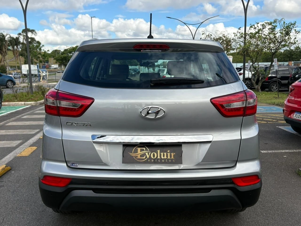 HYUNDAI CRETA