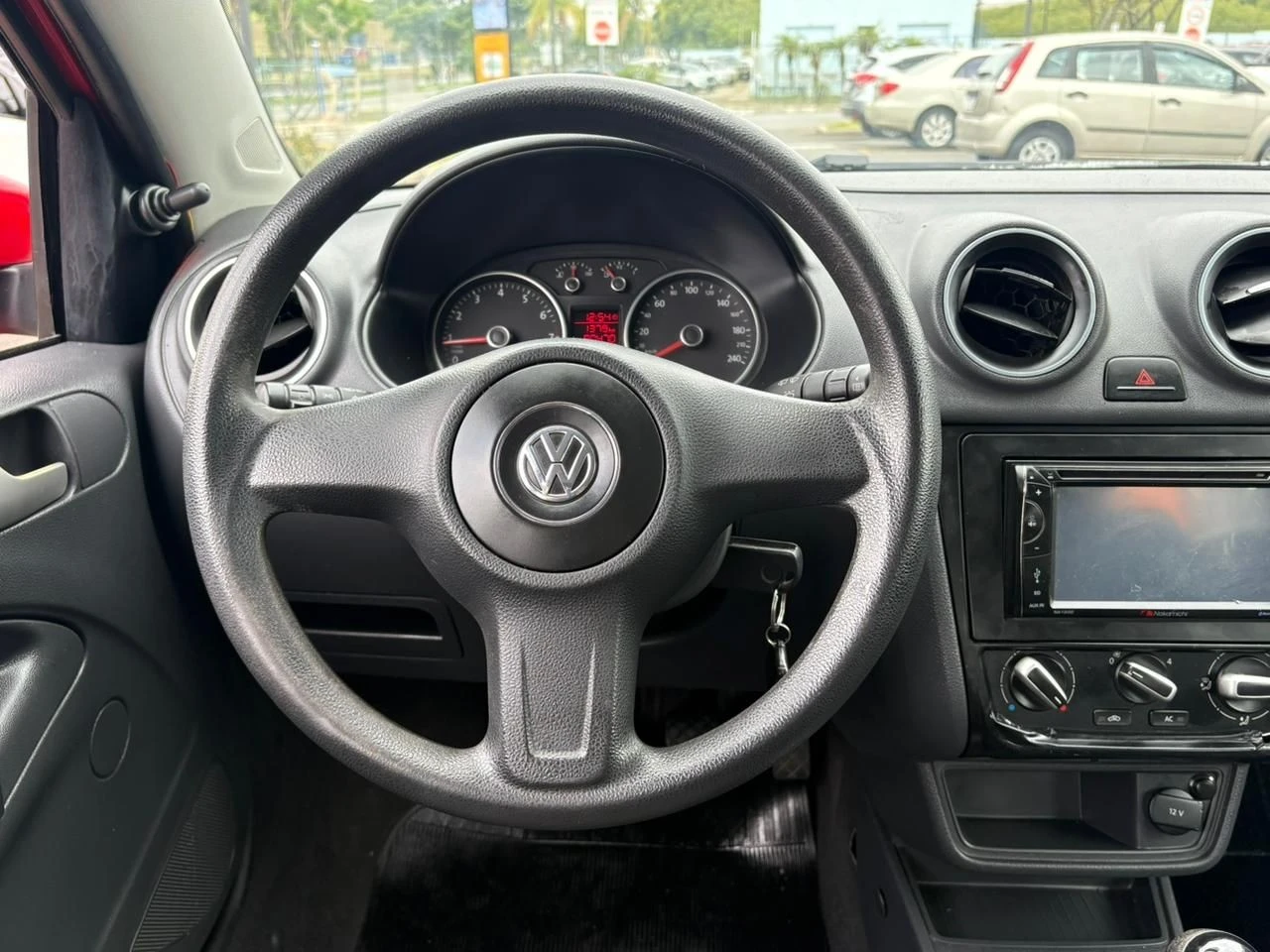 VOLKSWAGEN GOL