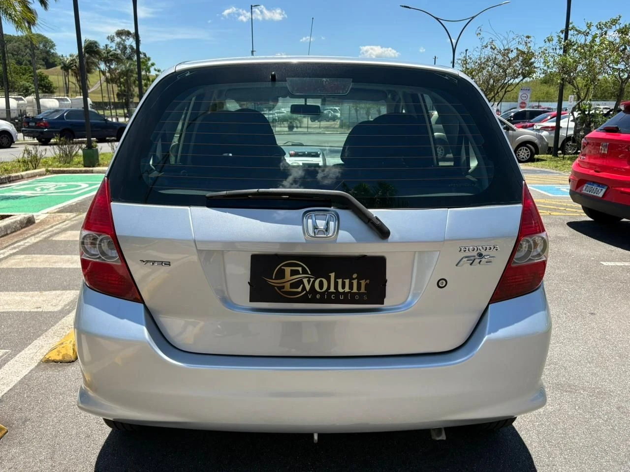 HONDA FIT