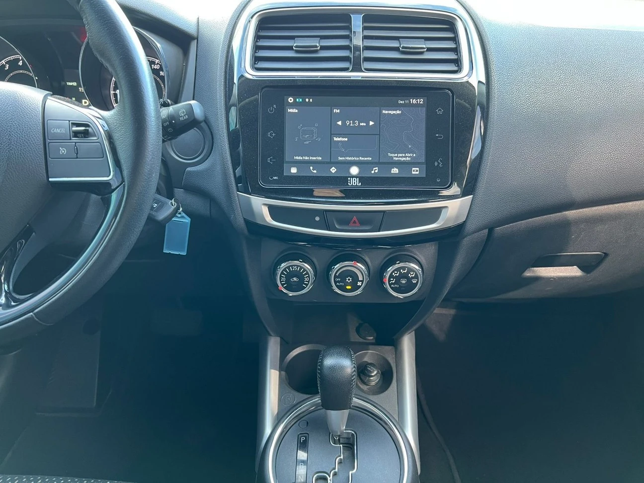 MITSUBISHI OUTLANDER SPORT