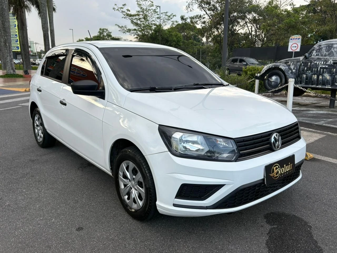 VOLKSWAGEN GOL