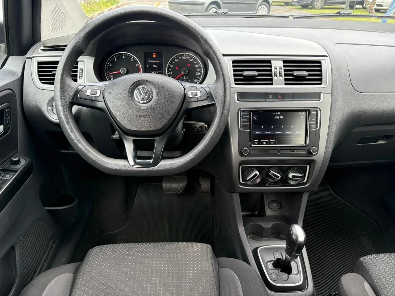 VOLKSWAGEN FOX