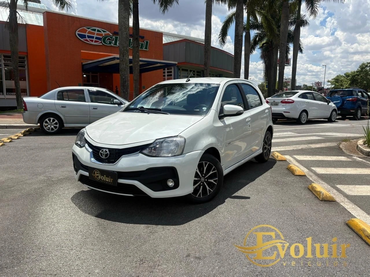 TOYOTA ETIOS