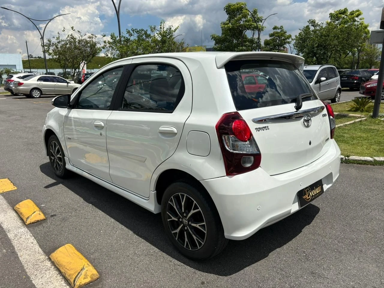 TOYOTA ETIOS