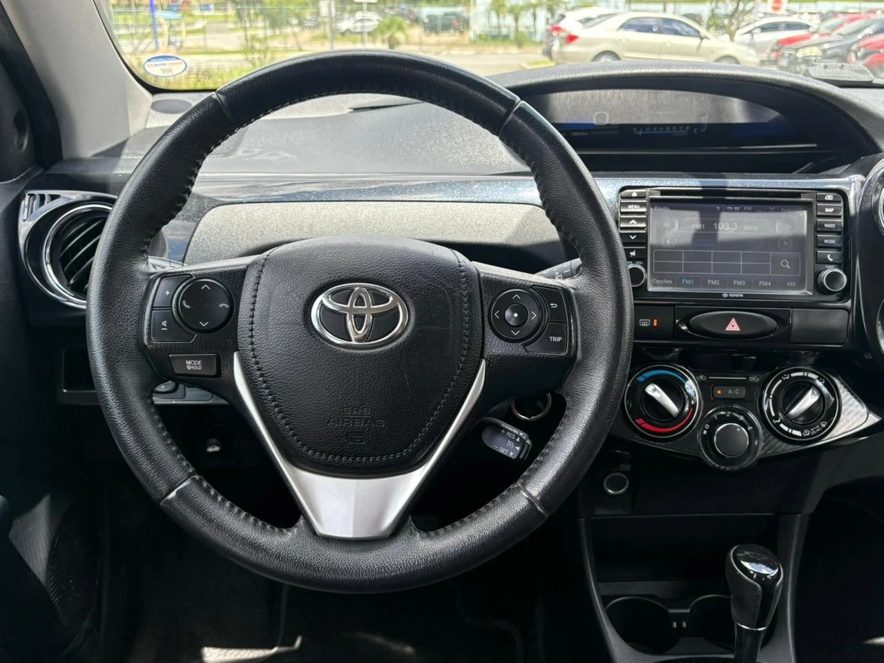 TOYOTA ETIOS