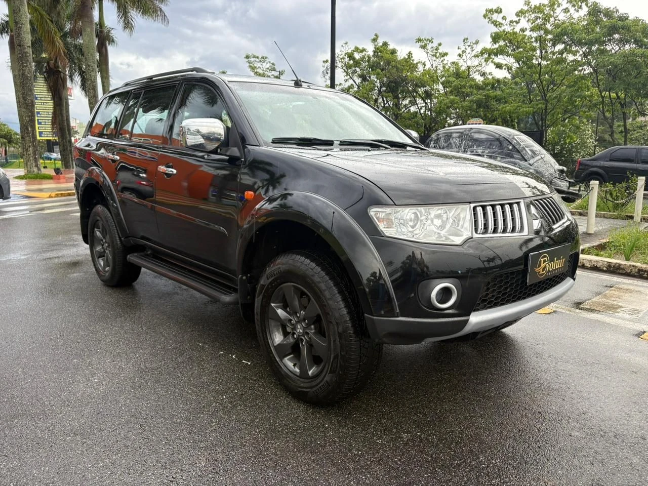 MITSUBISHI PAJERO DAKAR