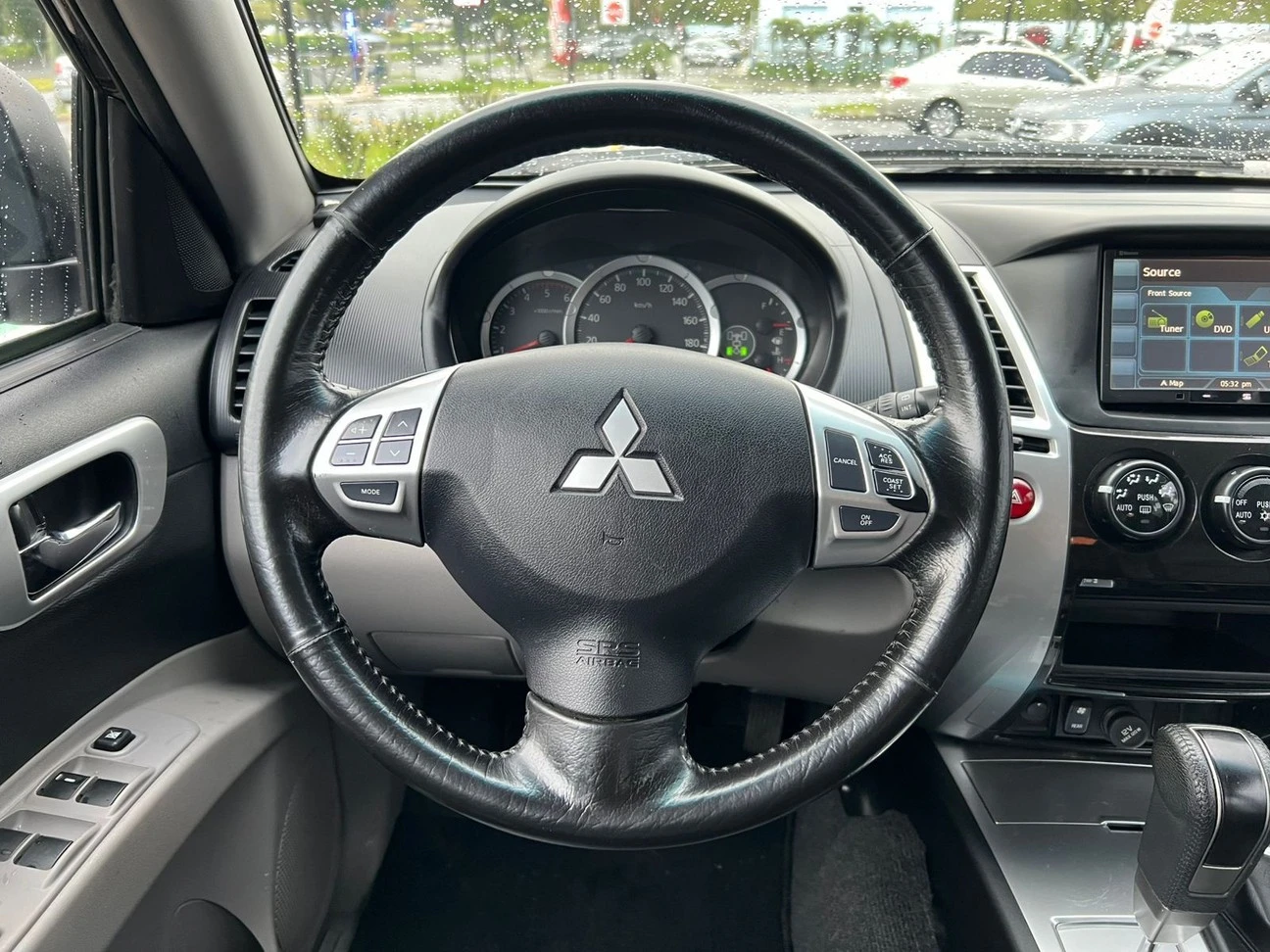 MITSUBISHI PAJERO DAKAR