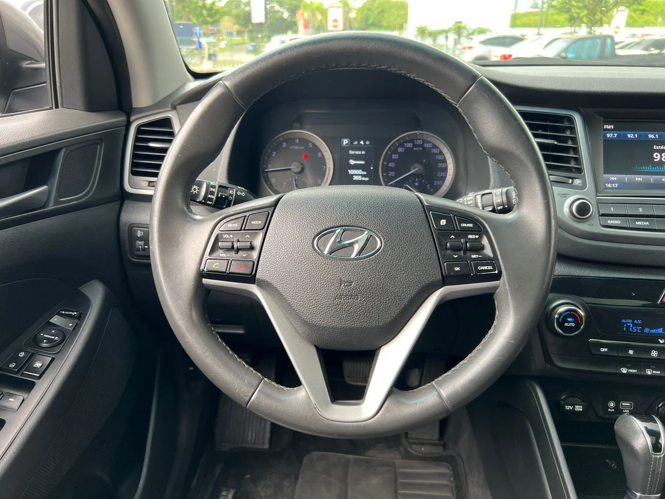 HYUNDAI TUCSON