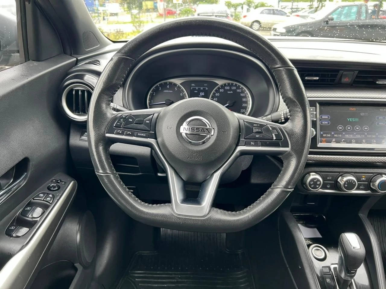 NISSAN KICKS