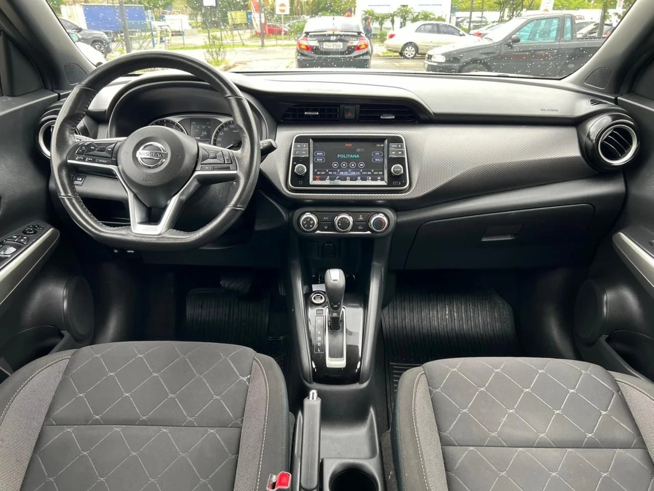 NISSAN KICKS