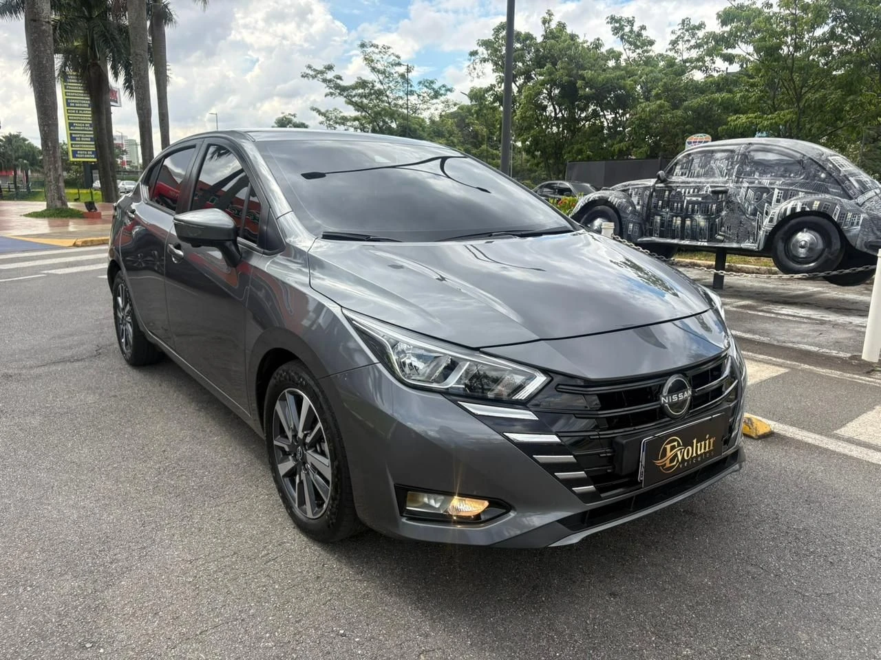 NISSAN VERSA