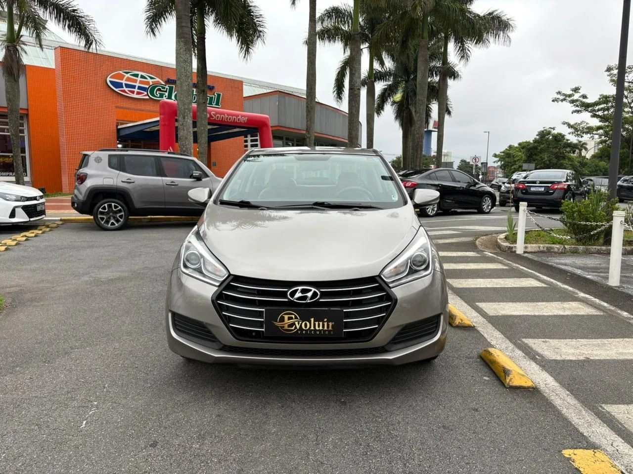 HYUNDAI HB20S