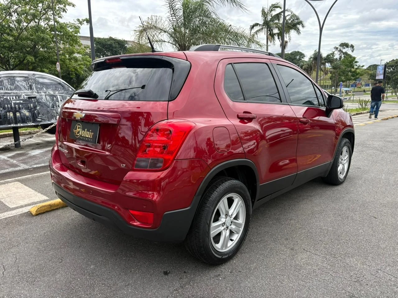 CHEVROLET TRACKER
