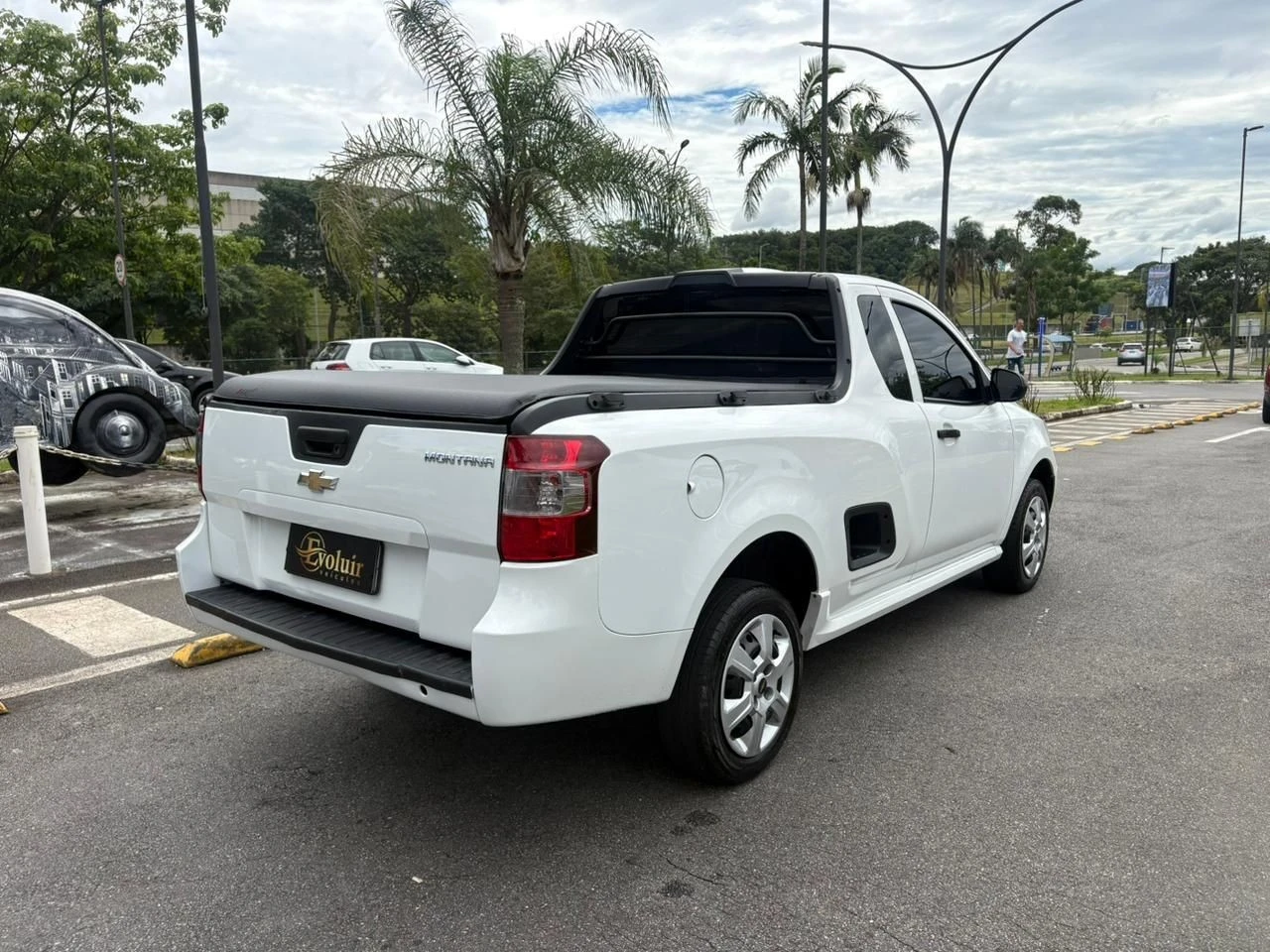CHEVROLET MONTANA