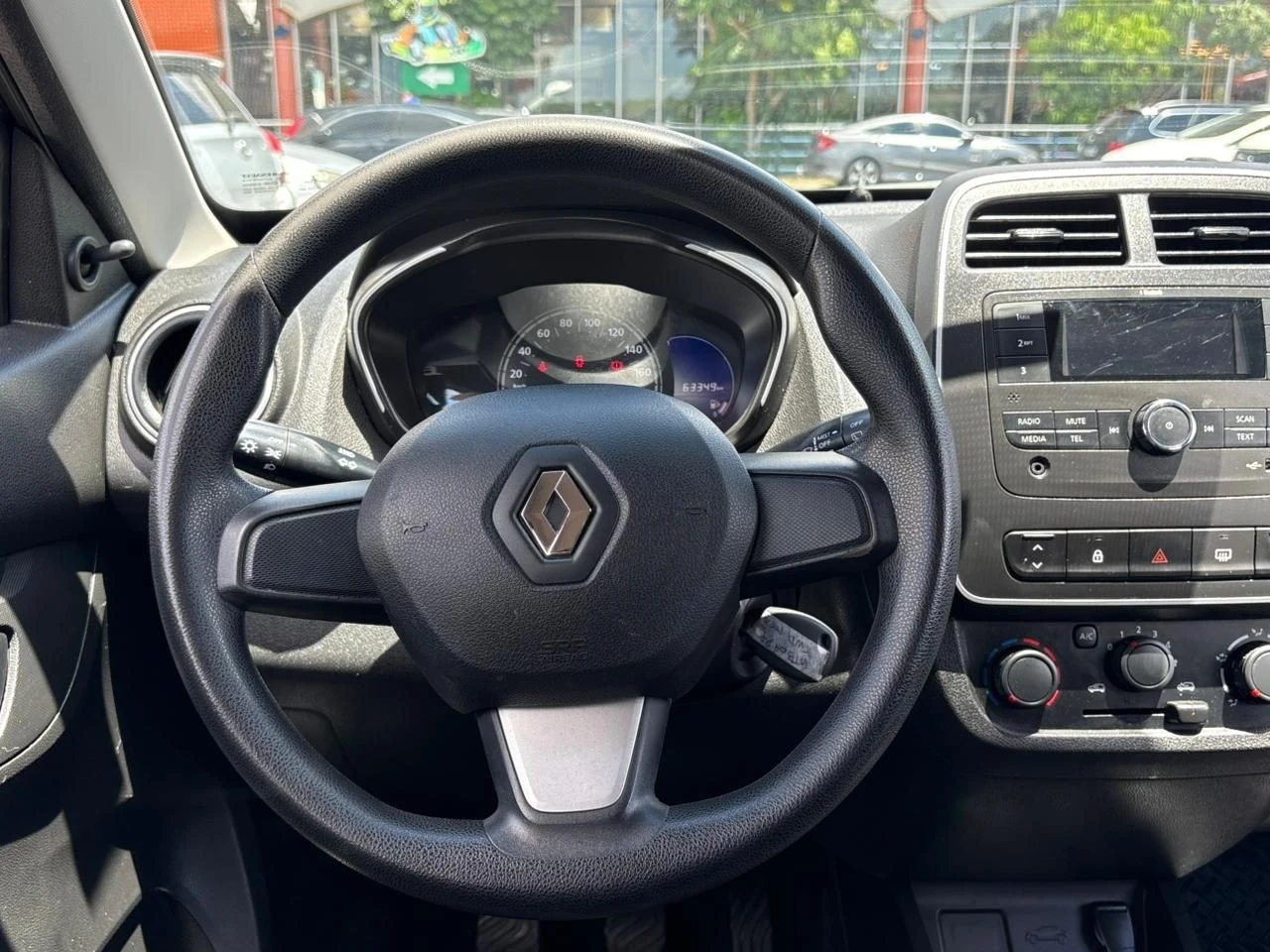 RENAULT KWID