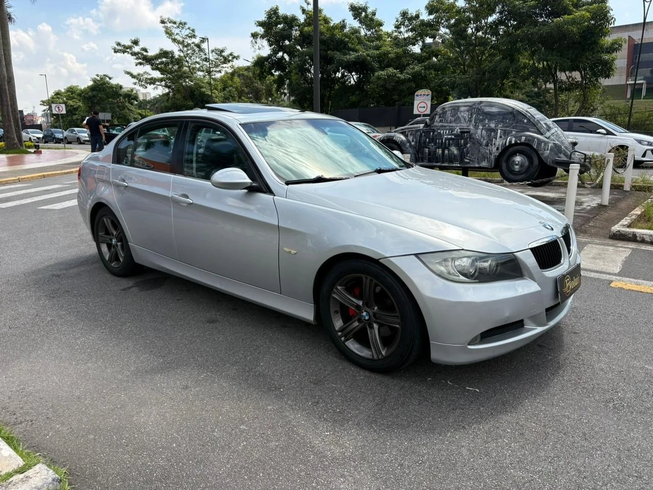 BMW 320i