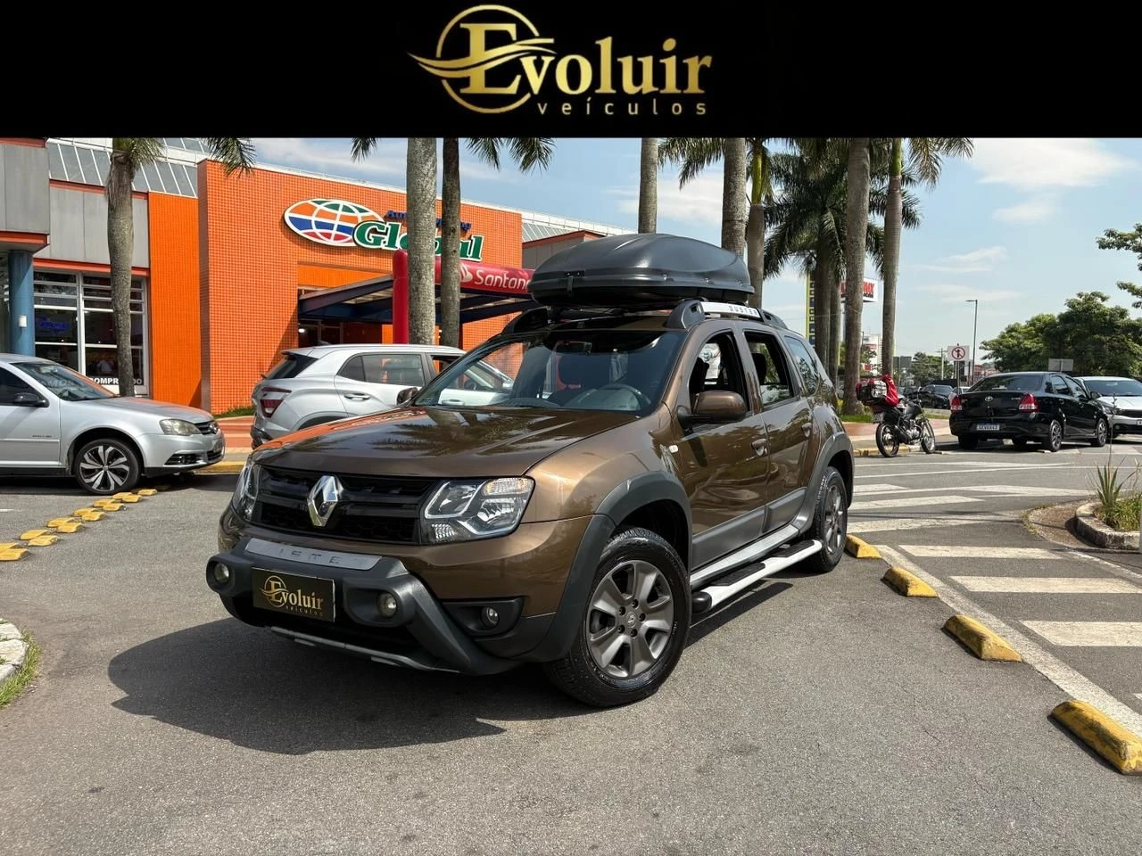 RENAULT DUSTER