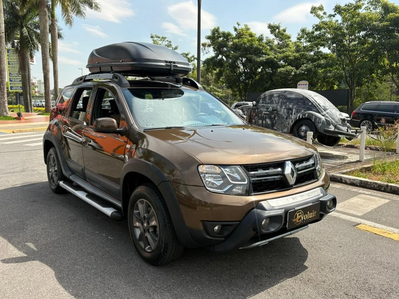 RENAULT DUSTER