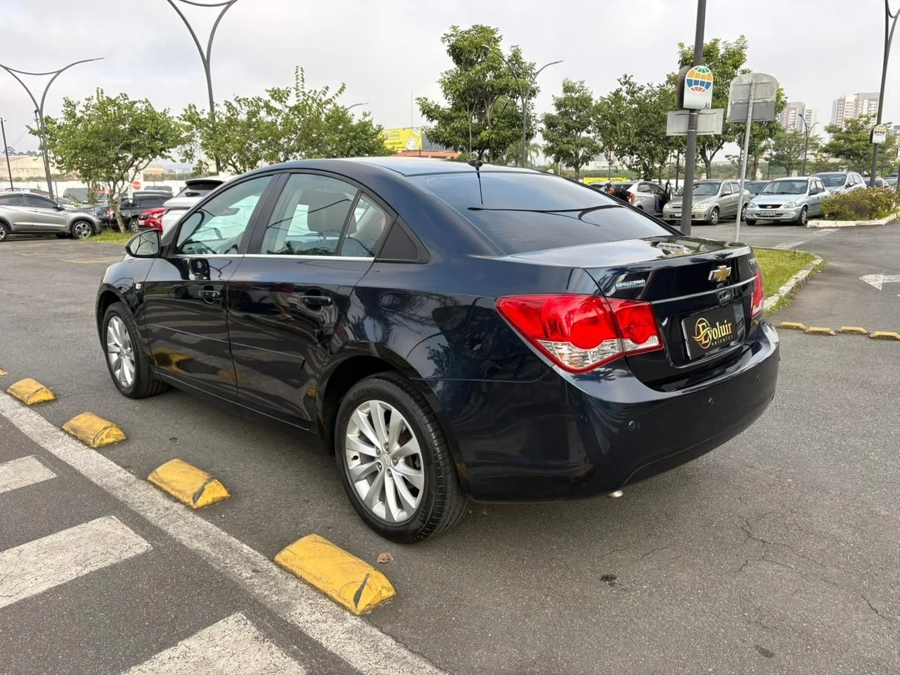 CHEVROLET CRUZE