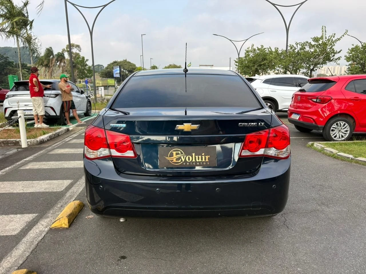 CHEVROLET CRUZE