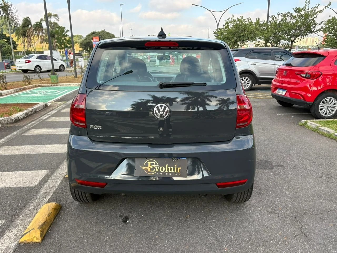 VOLKSWAGEN FOX