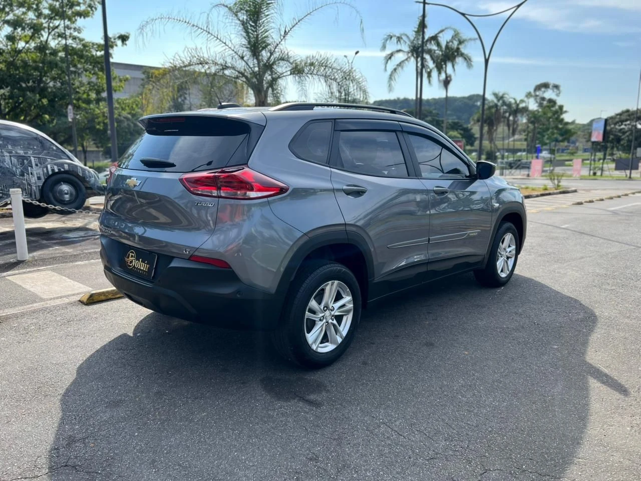 CHEVROLET TRACKER