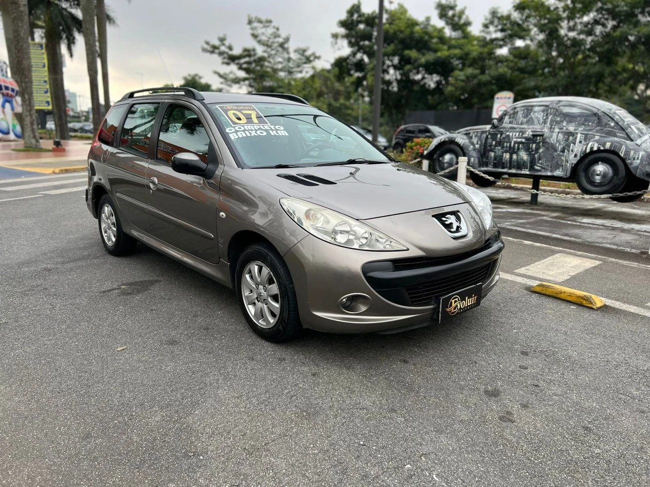 PEUGEOT 207