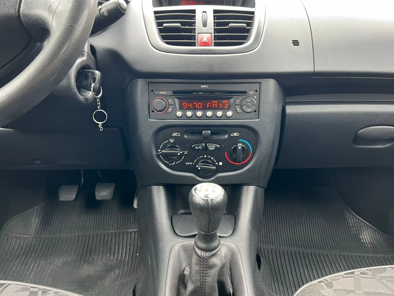 PEUGEOT 207