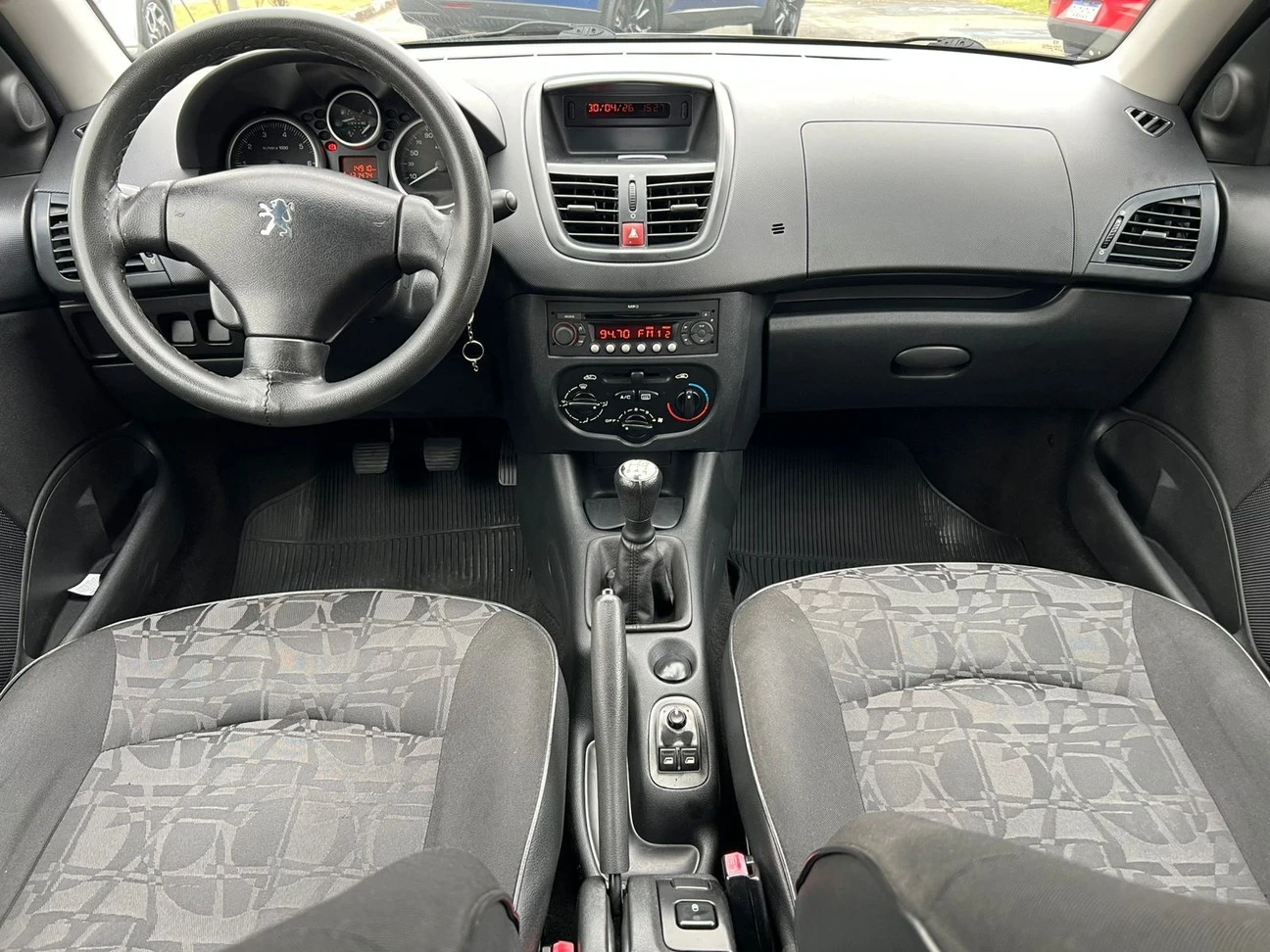 PEUGEOT 207