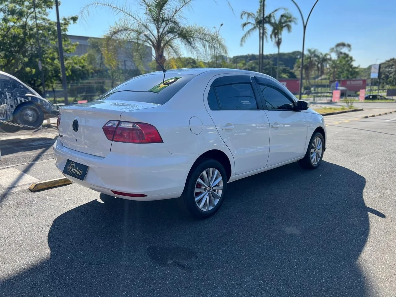 VOLKSWAGEN VOYAGE
