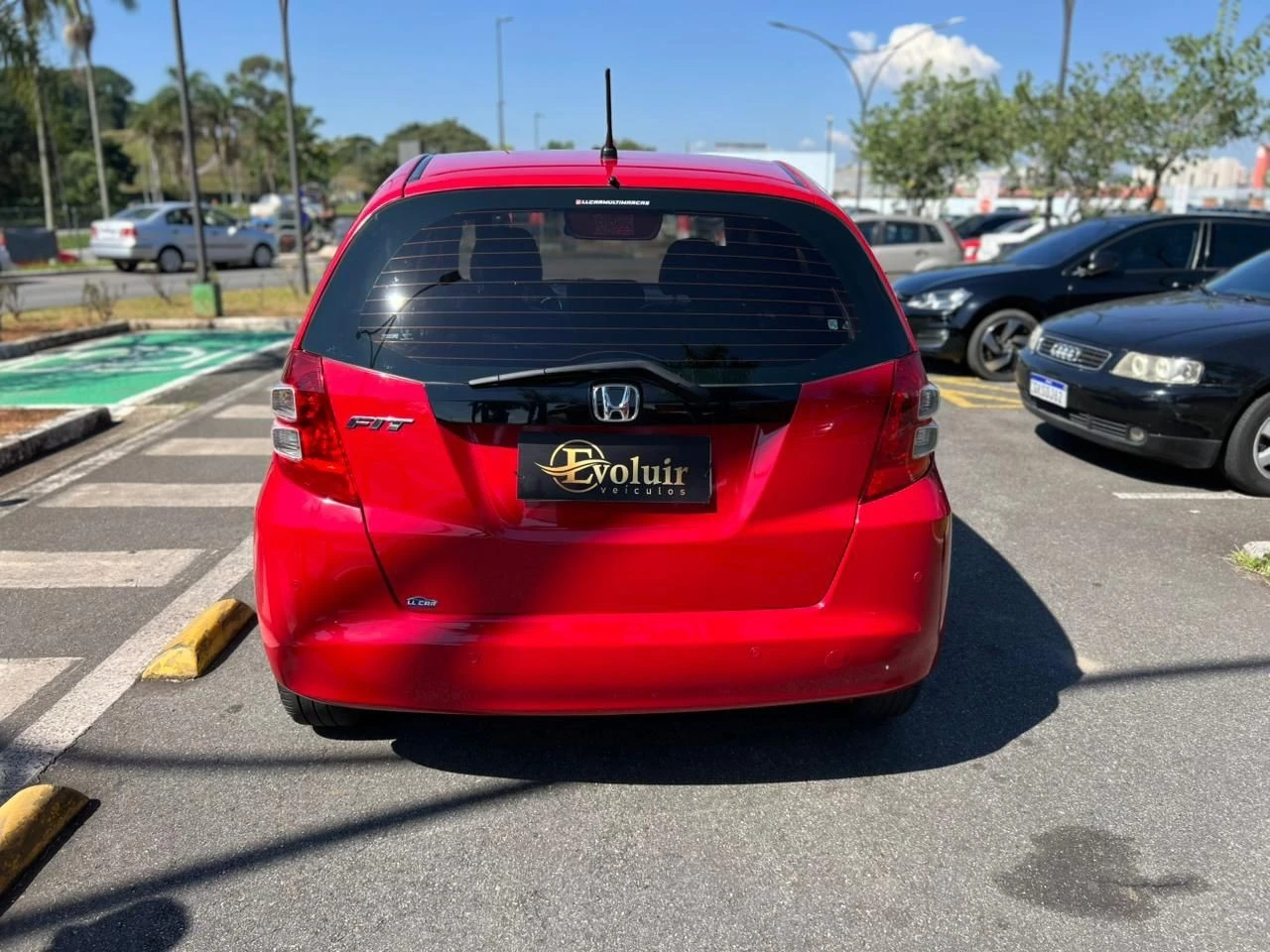HONDA FIT
