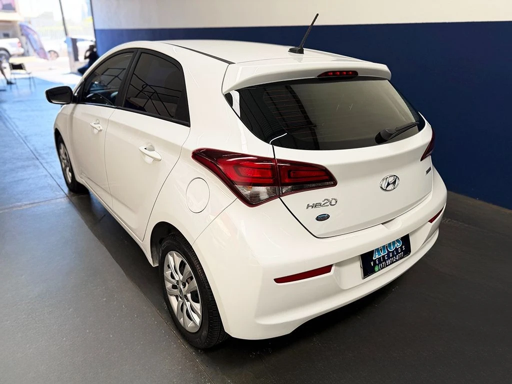 HYUNDAI HB20
