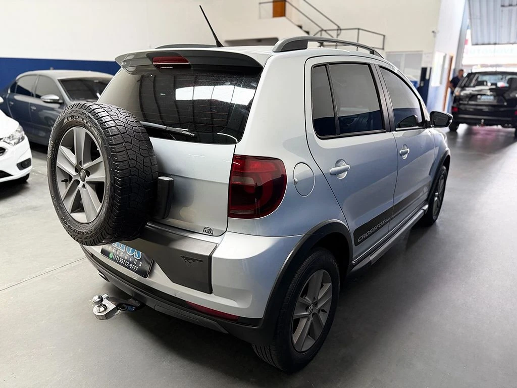 VOLKSWAGEN CROSSFOX
