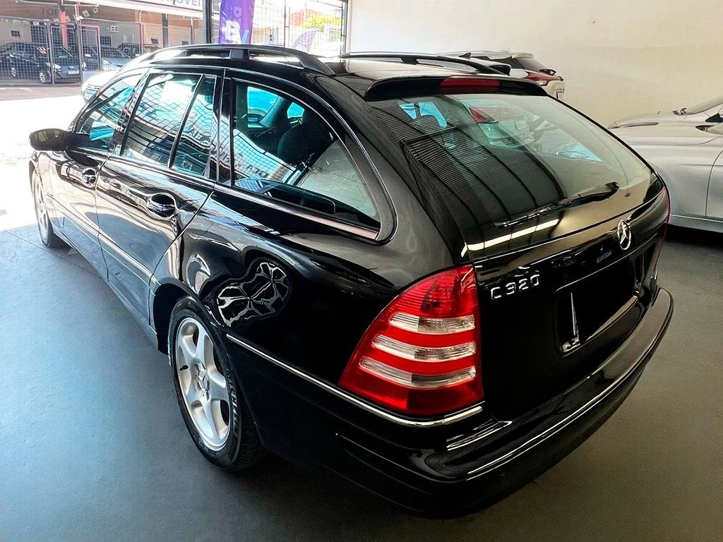 MERCEDES-BENZ C 320