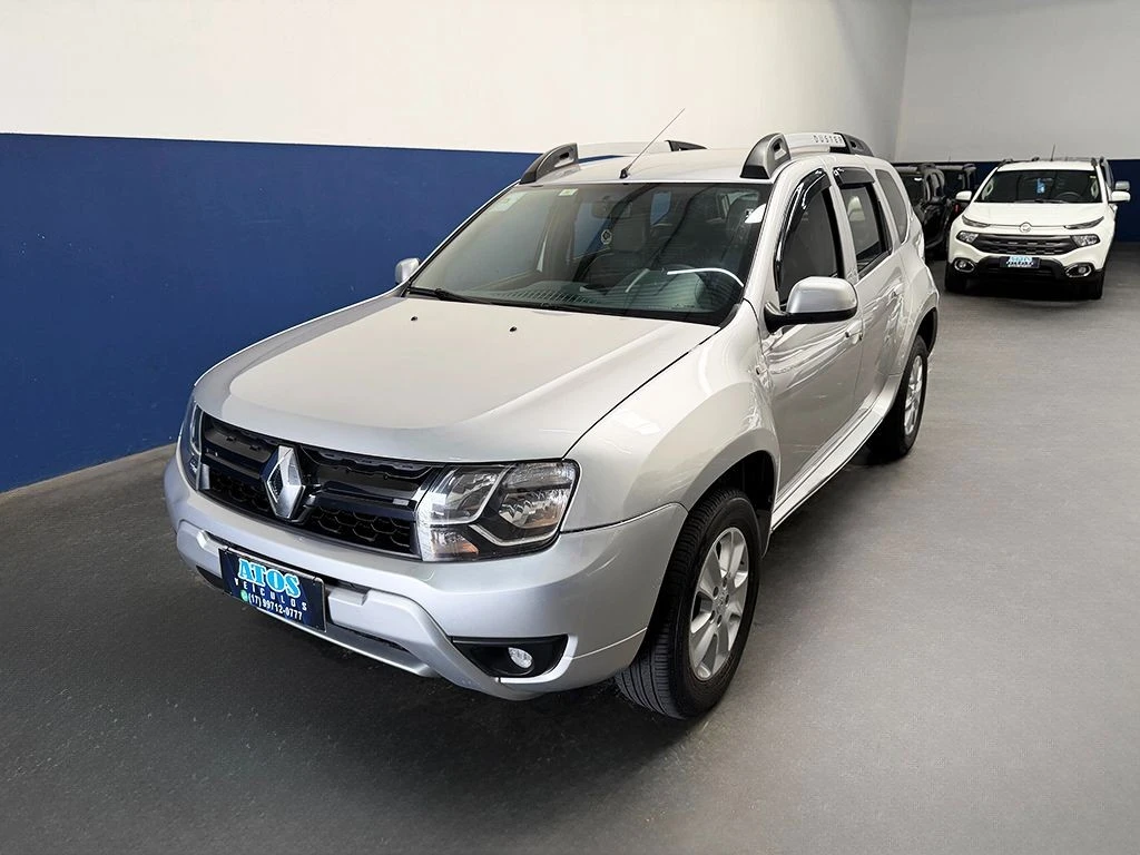 RENAULT DUSTER