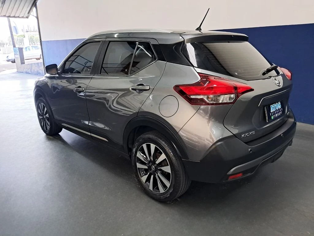 NISSAN KICKS