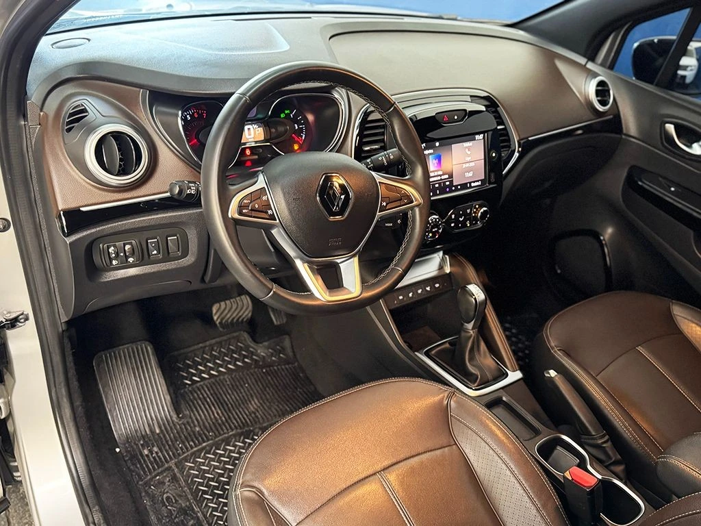 RENAULT CAPTUR