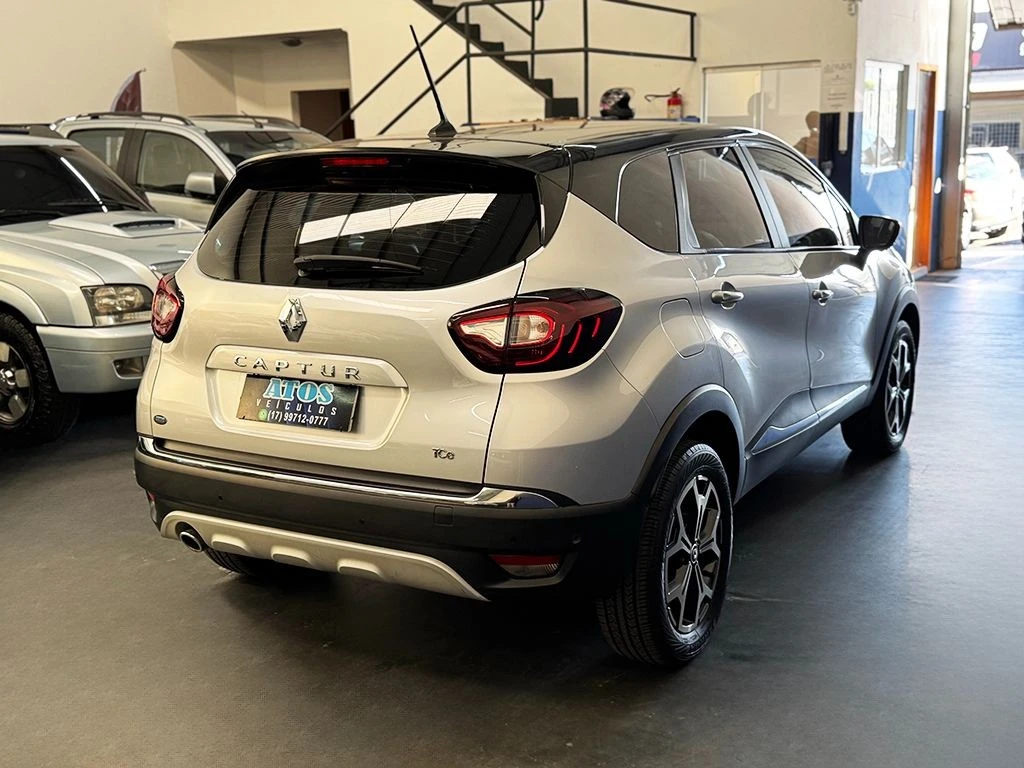 RENAULT CAPTUR