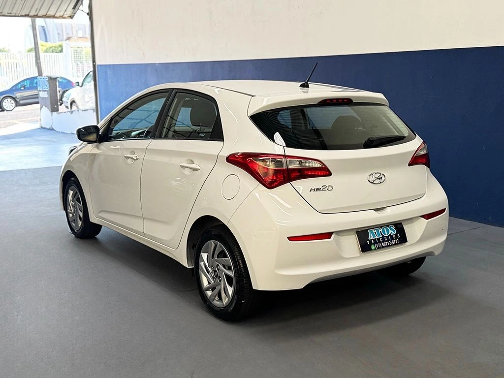HYUNDAI HB20