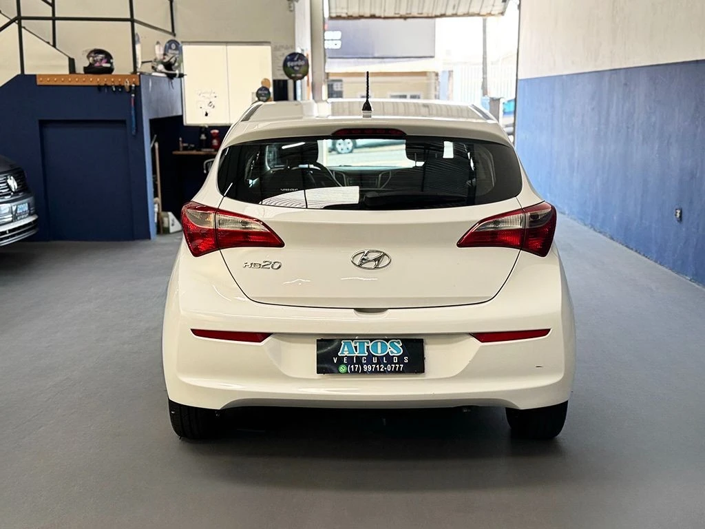 HYUNDAI HB20