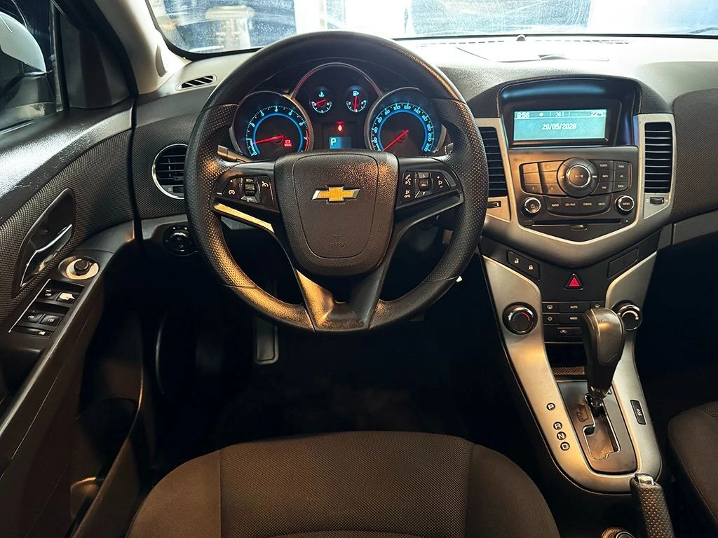 CHEVROLET CRUZE