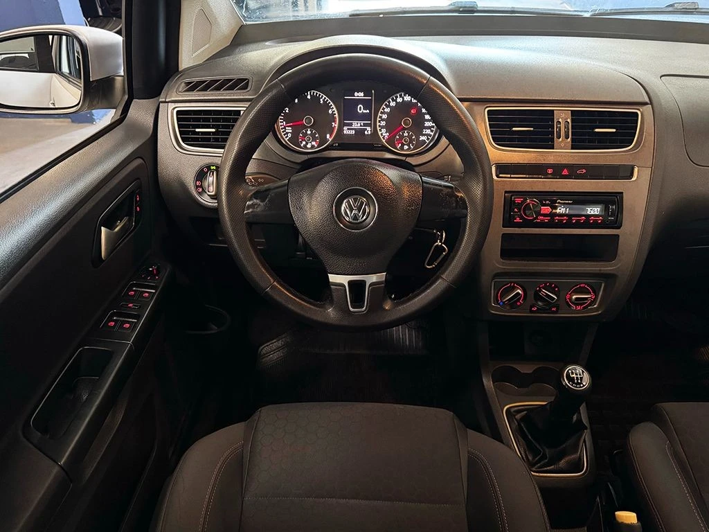 VOLKSWAGEN CROSSFOX