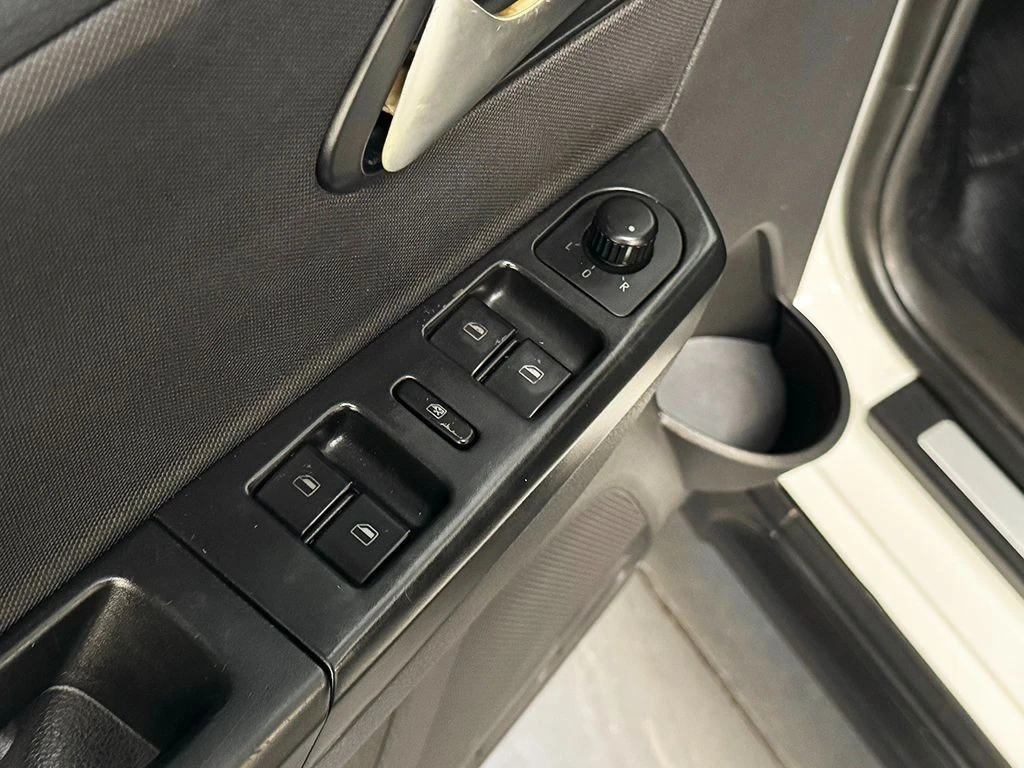 VOLKSWAGEN CROSSFOX