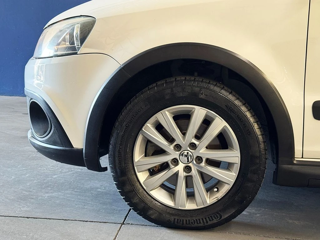 VOLKSWAGEN CROSSFOX