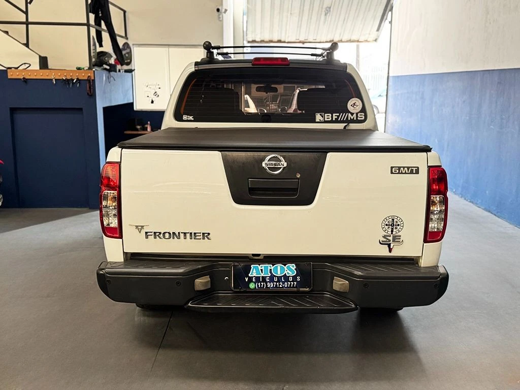 NISSAN FRONTIER