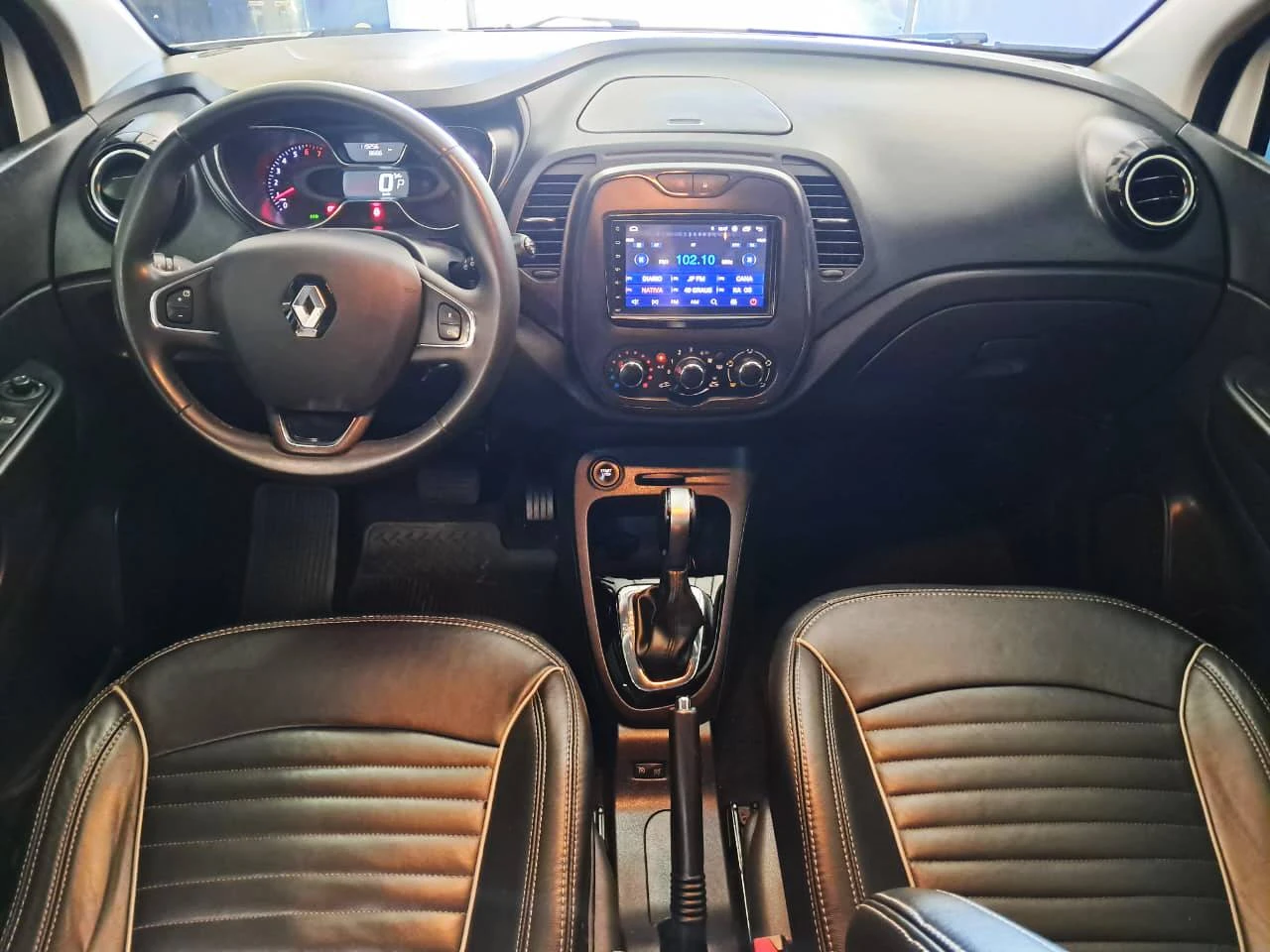 RENAULT CAPTUR