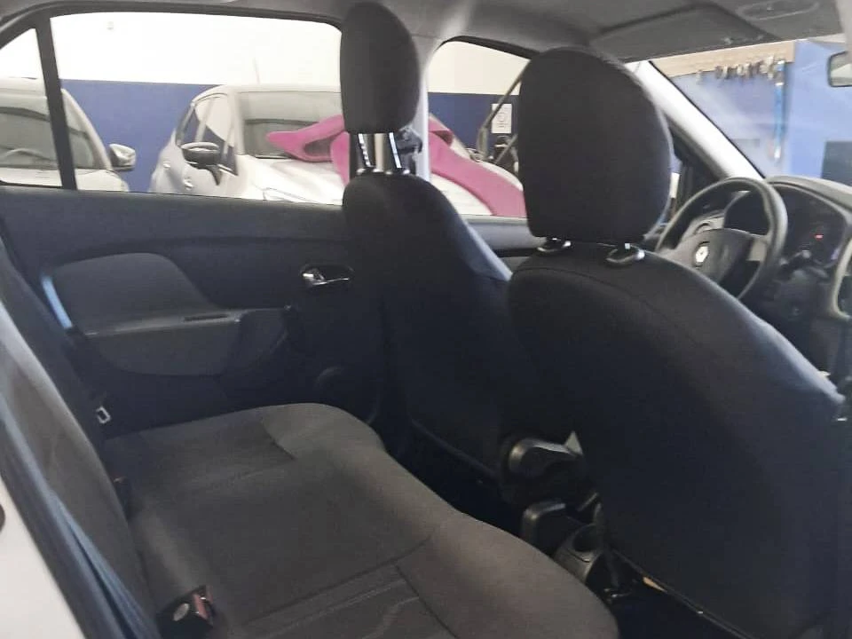 RENAULT LOGAN