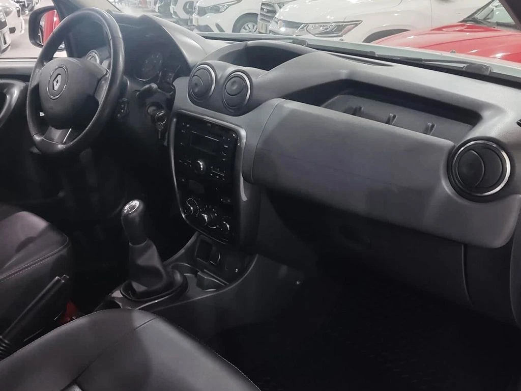 RENAULT DUSTER