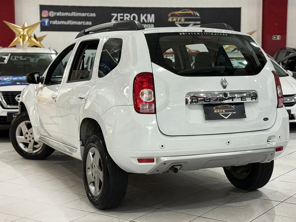 RENAULT DUSTER
