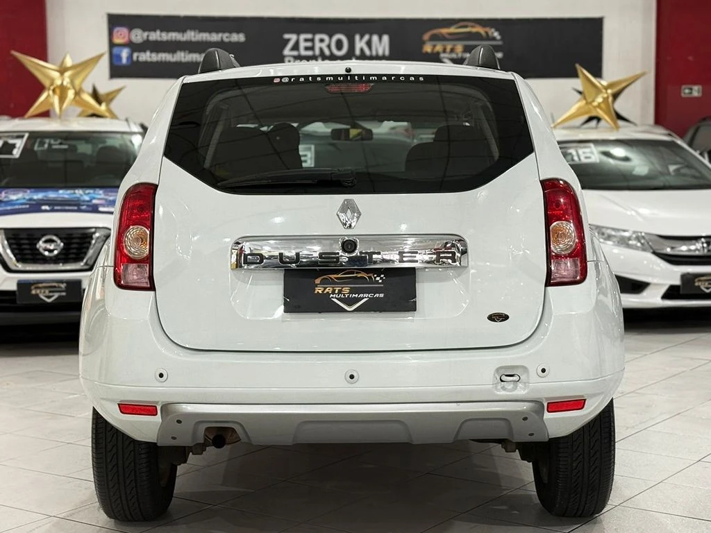 RENAULT DUSTER